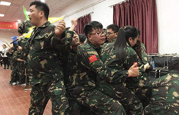 人生充滿著期待，夢(mèng)想連接著未來(lái)！